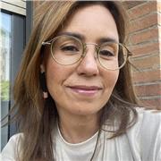 Fotografa con 15 años de experiencia en retratos, books modelos y fotografía lifestyle y de stock